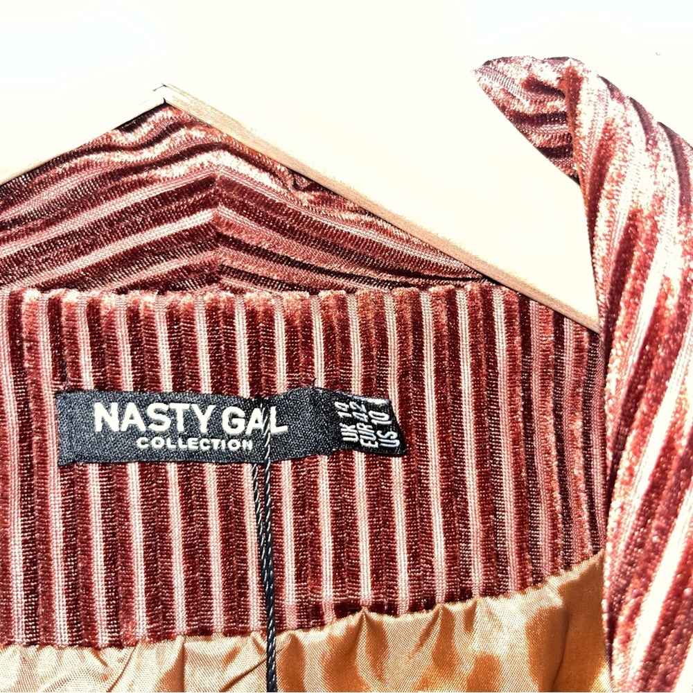 NWT Nasty Gal Striped Ribbed Velvet Say It Blazer Women 10 Button Pockets Lined - Picture 6 of 9